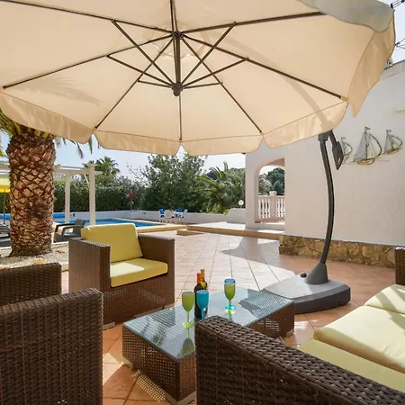 Beautiful Near The Sea And Golf Course بينيسا